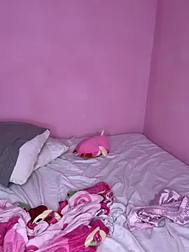 TeensNews18 stripchat live cam model