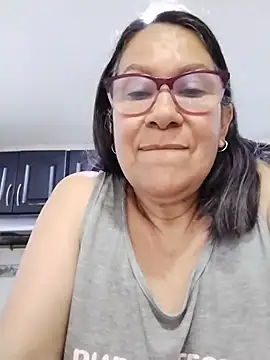victoria_wayne stripchat live cam model