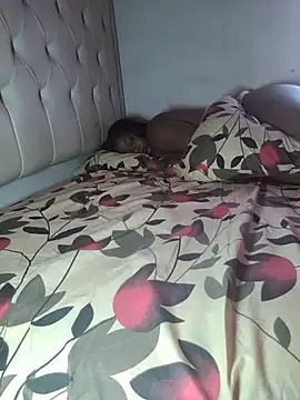 Deezdivine stripchat live cam model