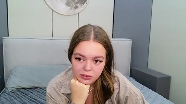 Katie_Howell stripchat live cam model