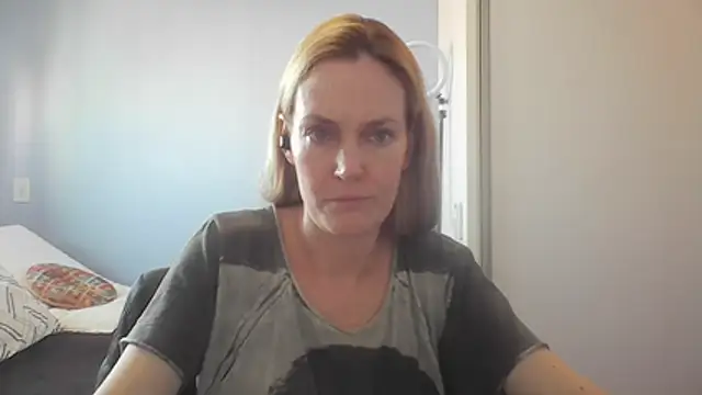 Annylove1 stripchat live cam model