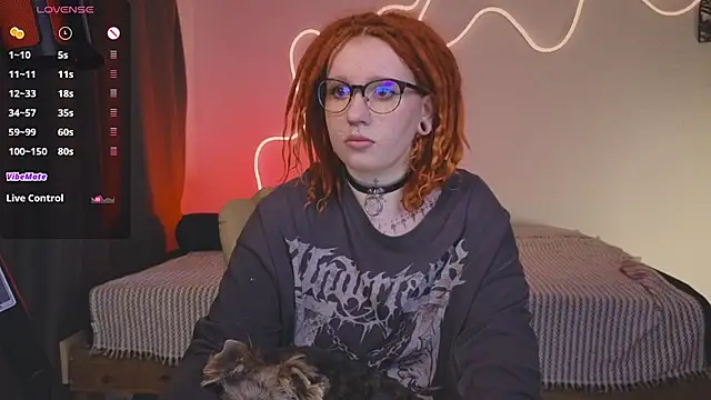 The_Full_Red_Moon stripchat live cam model