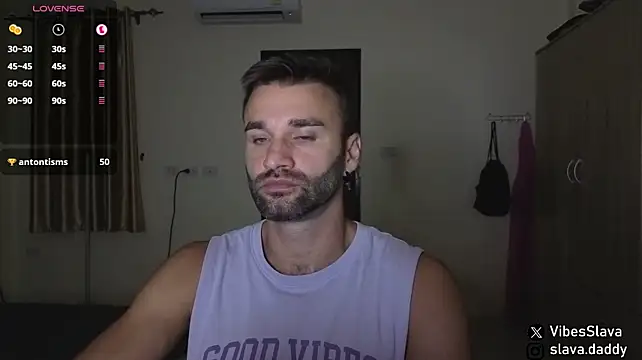 DaddySlava stripchat live cam model