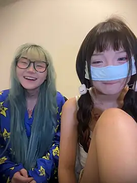 Rocket-Girl stripchat live cam model