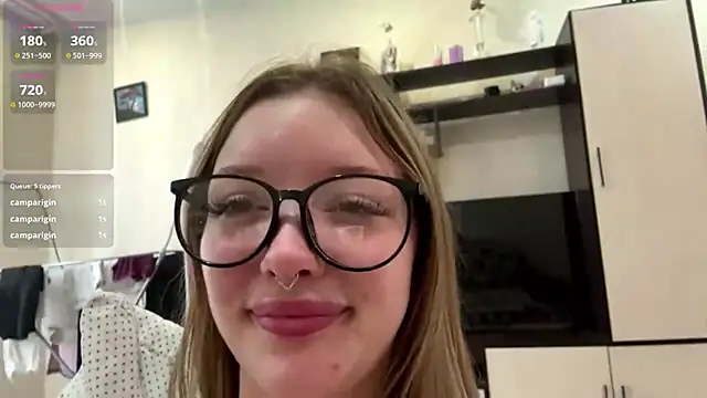 Elinthegreat stripchat live cam model