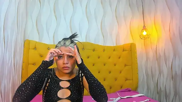 ZoeSteel stripchat live cam model