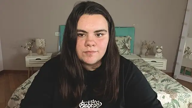 Ukr_Lena stripchat live cam model