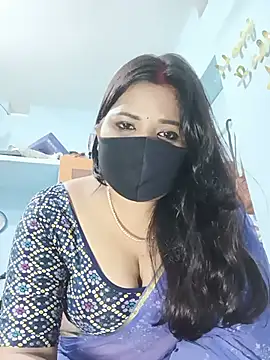 sweetAkhi stripchat live cam model