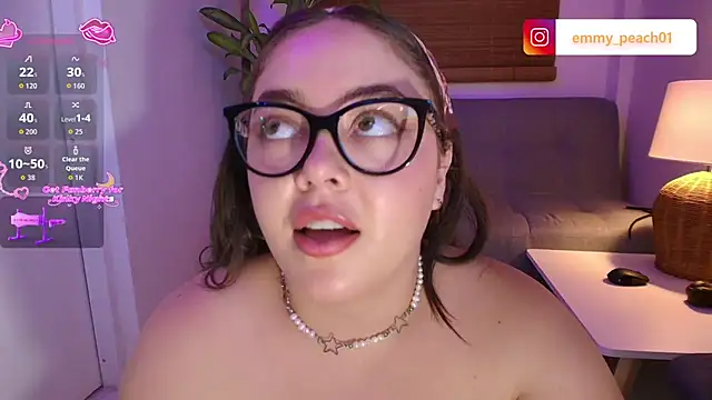 Emmy_peach1 stripchat live cam model