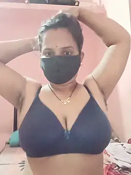 Miss-Dolly07 stripchat live cam model