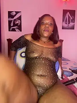 Scorpio5queen stripchat live cam model