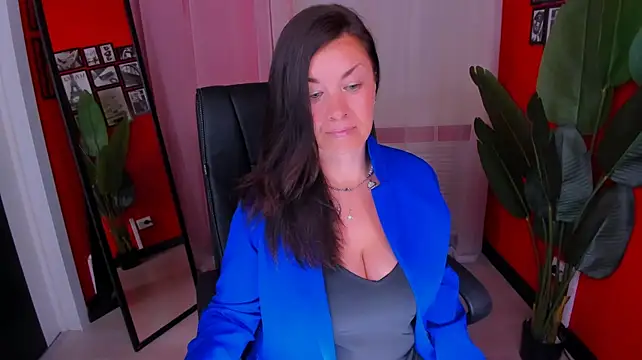 AnaMills stripchat live cam model