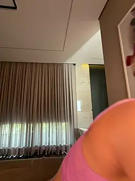 jasminesummer stripchat live cam model