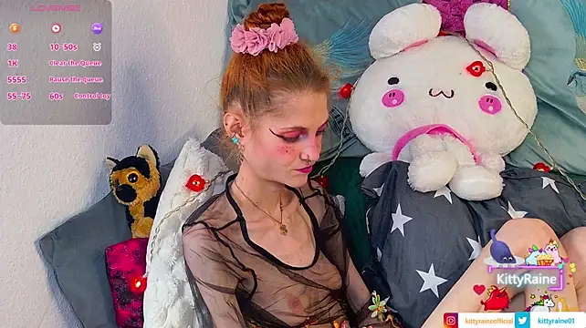 KittyRaine stripchat live cam model