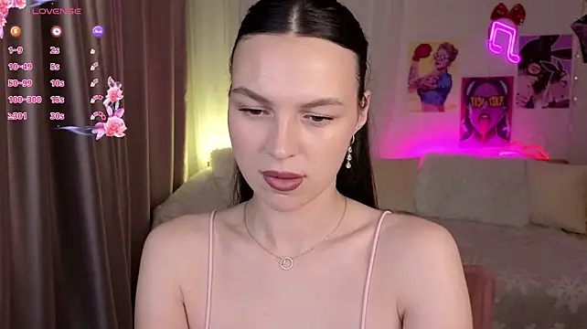 MaxinCarroll stripchat live cam model