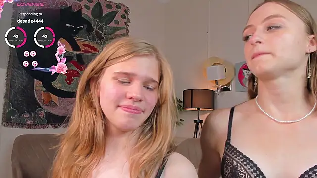 JosefaDonelan stripchat live cam model