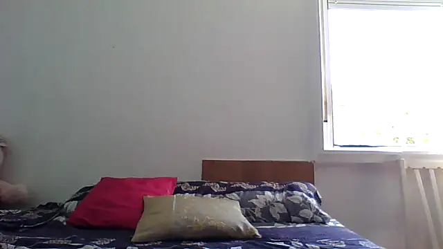 yoahotpetrafiery stripchat live cam model