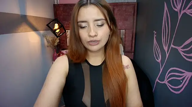 ZaraNolimits_ stripchat live cam model