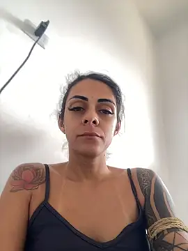 sabrinaneves stripchat live cam model