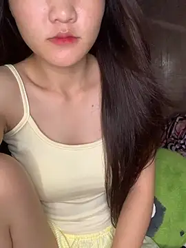 Sew-wet stripchat live cam model