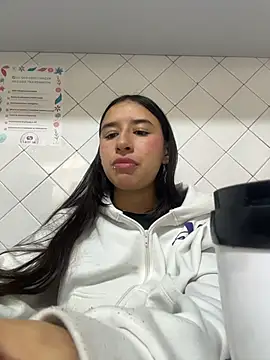 LilyRossi_ stripchat live cam model