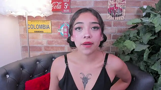 foxy_hannah stripchat live cam model
