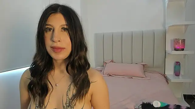 MindyDollSquirt stripchat live cam model