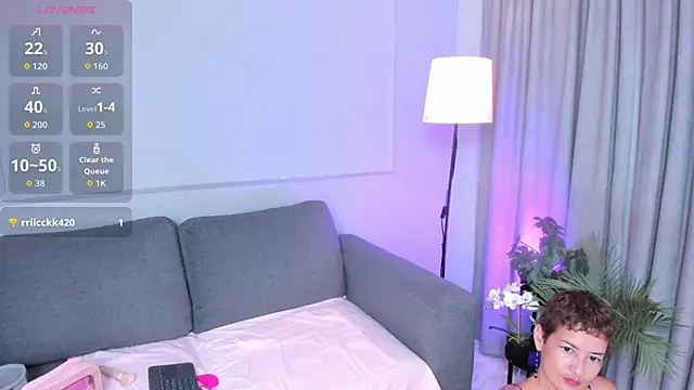 Sofiawonderr stripchat live cam model