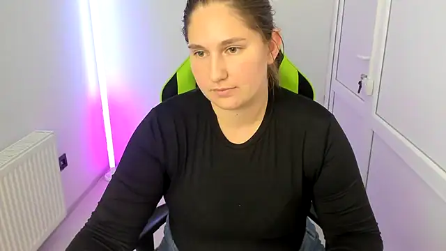 LunaVenom stripchat live cam model