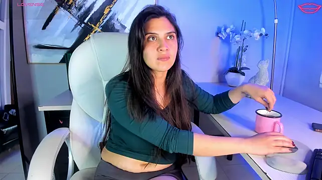 julianaaldanaa stripchat live cam model