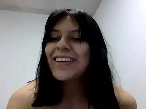 Kate-Pauhl stripchat live cam model