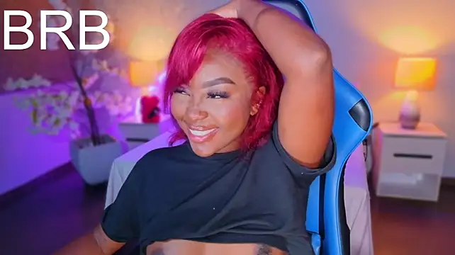 Kishalove_ stripchat live cam model