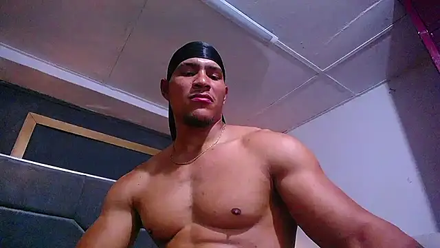 teddyfit19cm stripchat live cam model
