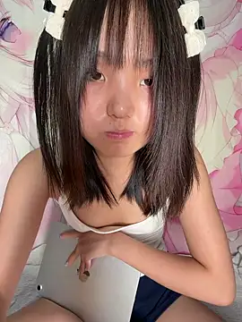 Xiaoenmiemie stripchat live cam model