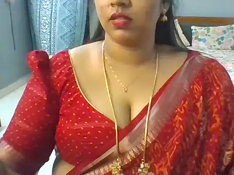 Tamil_hot_Meenu stripchat live cam model