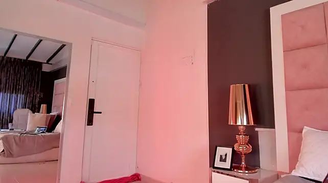 alicee_clark_ stripchat live cam model