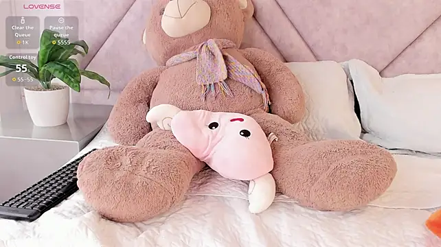 BellaBeccaa stripchat live cam model