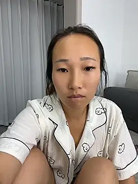 rongrong69 stripchat live cam model