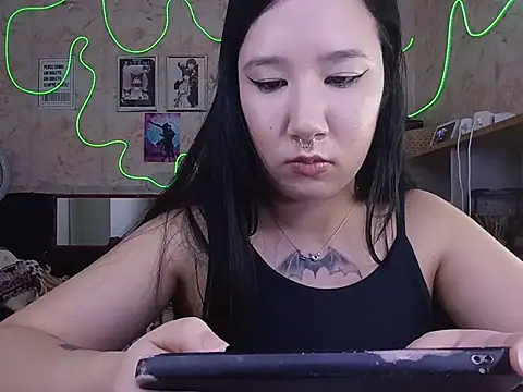 Japabaixinha stripchat live cam model