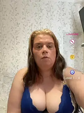 Sinful-Hope stripchat live cam model