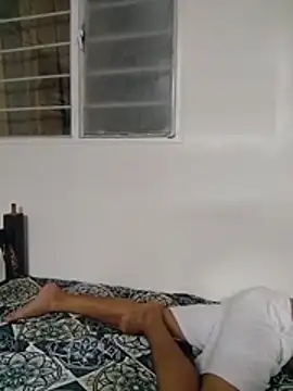 ARES_DAM stripchat live cam model