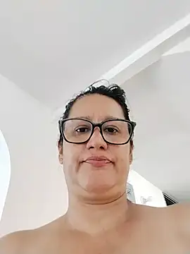 keilymadam stripchat live cam model