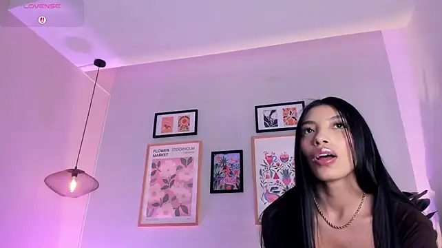 Tiffany_Low stripchat live cam model