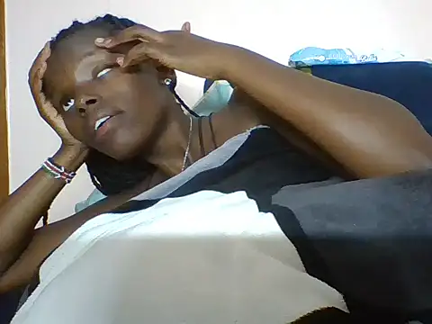Favor-luxe stripchat live cam model