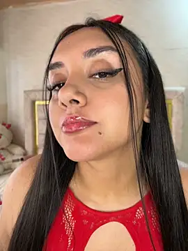 Amaliadaltonn stripchat live cam model