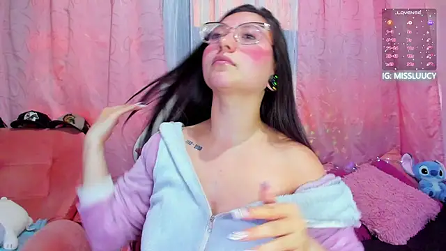 lucy_neil stripchat live cam model