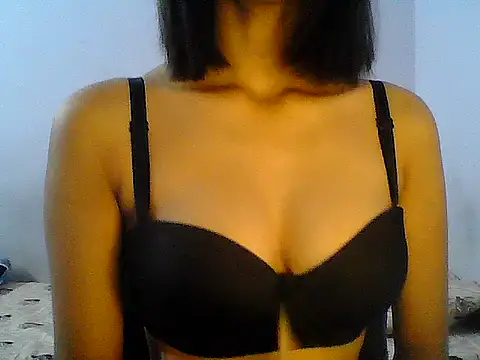 Hot_Deepansi02 stripchat live cam model