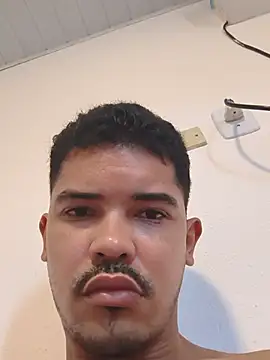 44corninho stripchat live cam model