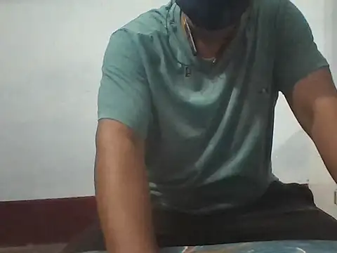 SamVerma01993 stripchat live cam model