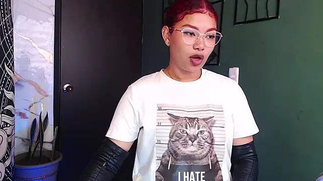 JadaRoberts stripchat live cam model